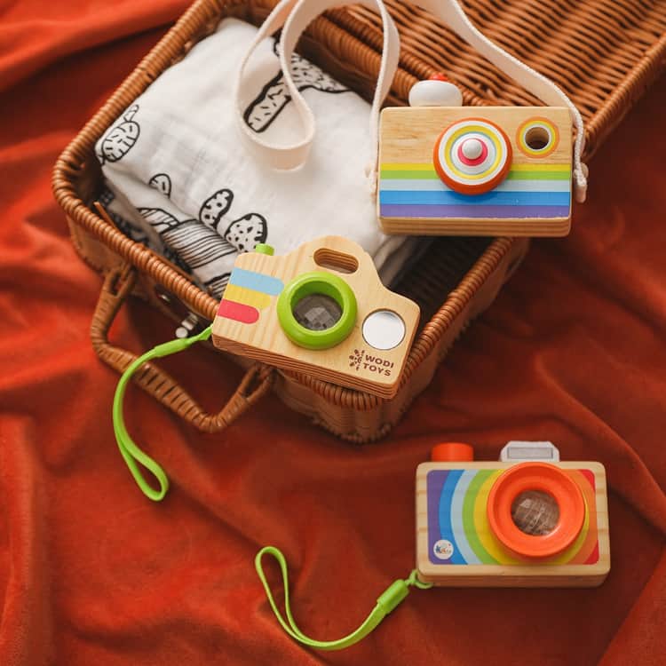 Wood Cartoon Camera Toy  Long lens camera